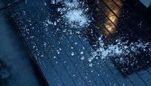 50 mm Is the Standard. INVITAIC BIPV Goes Beyond With a 65 mm Hail Test